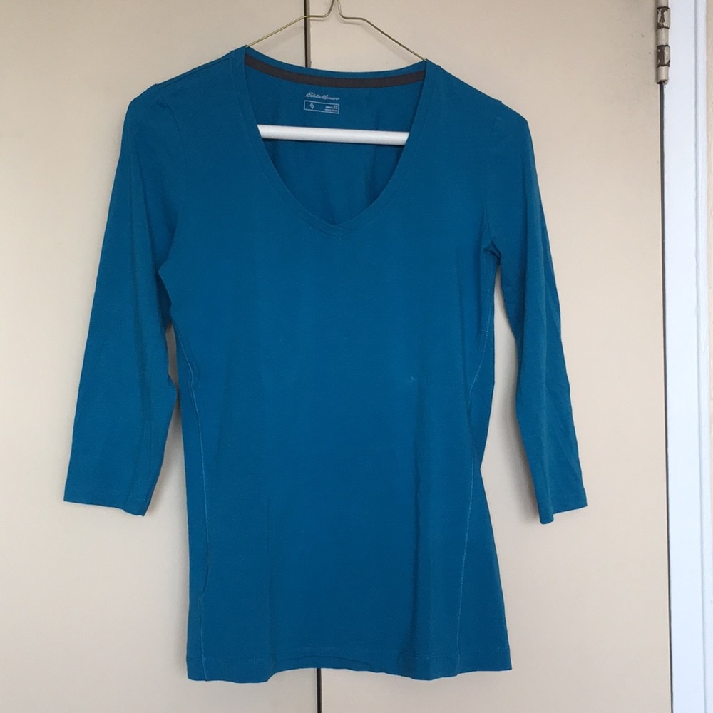 2-4-1 WORN ONCE! EB 3/4 sleeve. V neck. Cotton/spandex